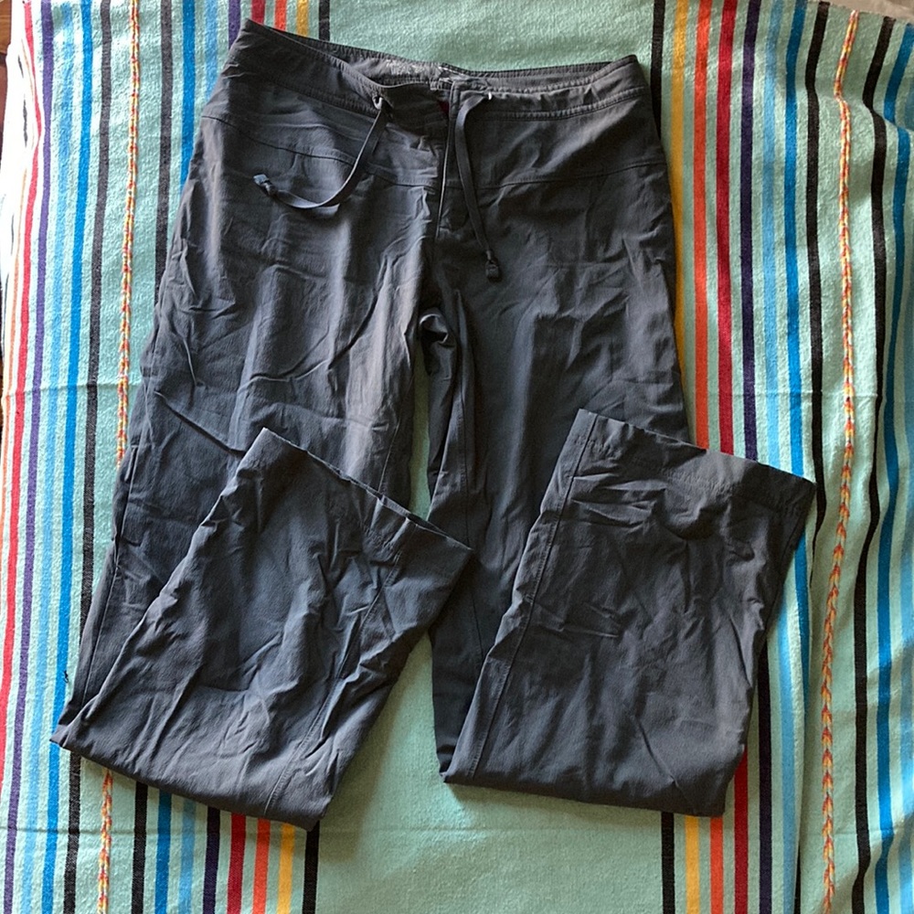 Fleece lined Mountain Hardware pants